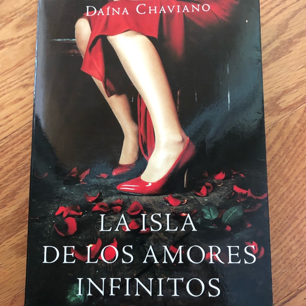 La Isla de los amores infinitos por Daína Chaviano